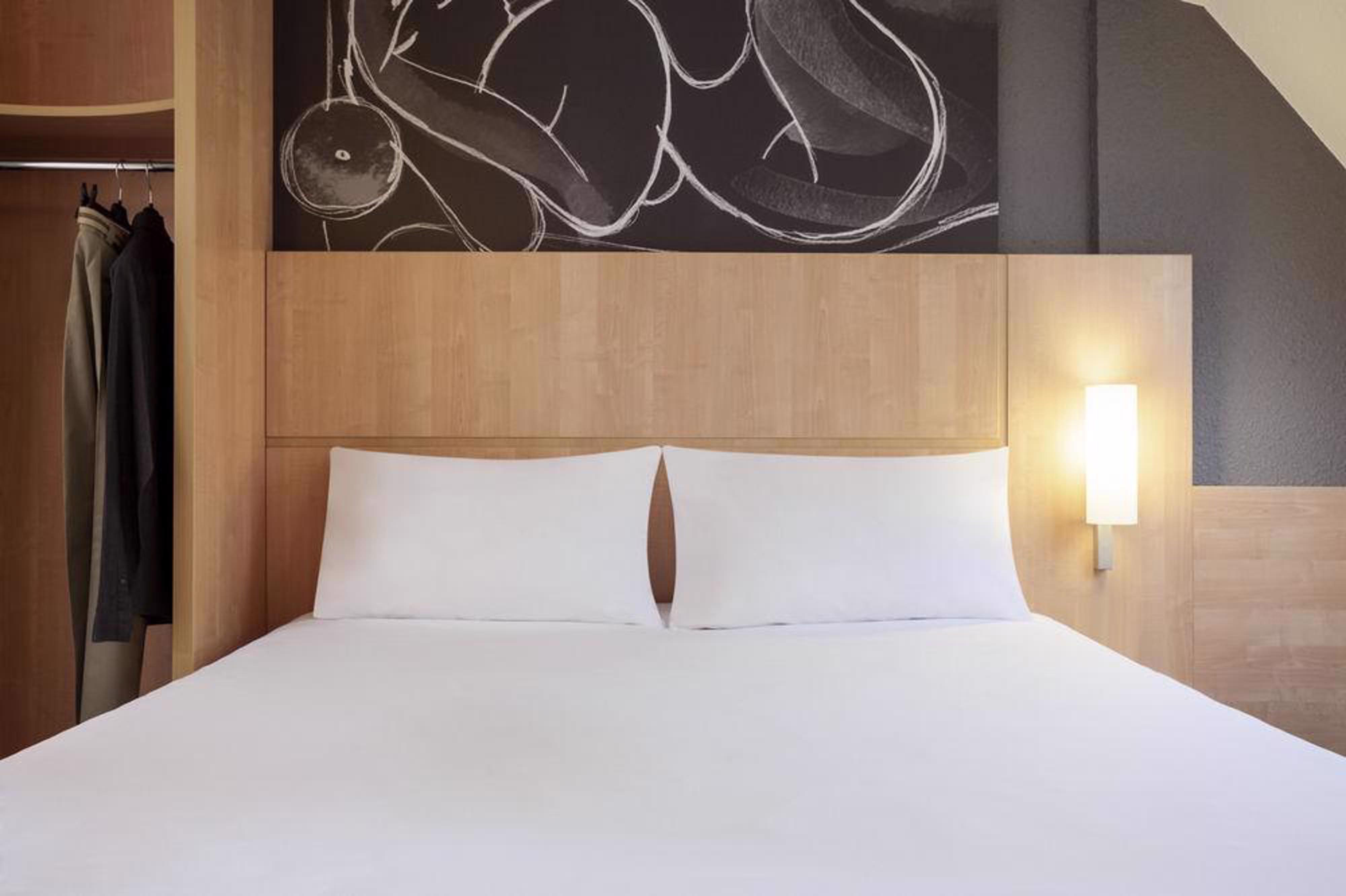 Ibis Maine Montparnasse Hotel Paris Exterior foto